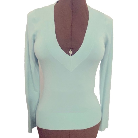 💚DANIER💚V-Neck teal sweater. In great condition. Size XS. - Picture 1 of 15